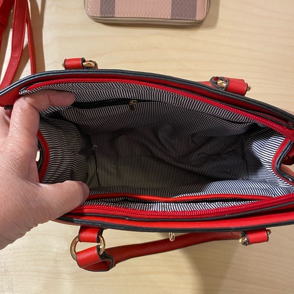 Handbag with Matching Wallet and Shoulder Strap (BX) - Picture 8 of 13